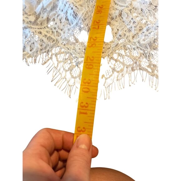 Lace Kimono Cardigan Sheer White M Boho Cover-Up Scalloped Edges Delicate Design - Picture 4 of 5